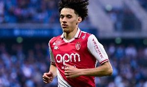 记者：药厂愿超4000万欧签阿克利乌舍，但摩纳哥要价6000万欧