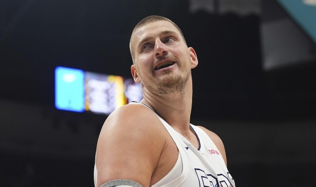 掘金主帅：新赛季最重要的任务之一就是保护约基奇 我们得谨慎点