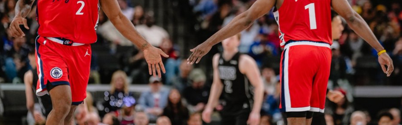 开云体育官网-卢盛赞哈登扛起球队！快船距前六仅4.5胜场 官方晒8数据力挺登哥