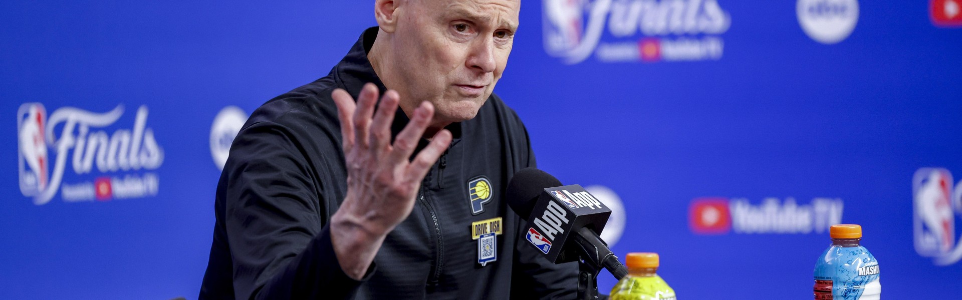 卡莱尔：杰伦威多数攻筐都源于第1防守点失位 23次失误是输球关键