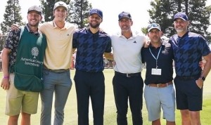 开云体育-中国官网登录入口-库里晒参加塔霍湖高尔夫名人赛动态：感谢整个周末的爱