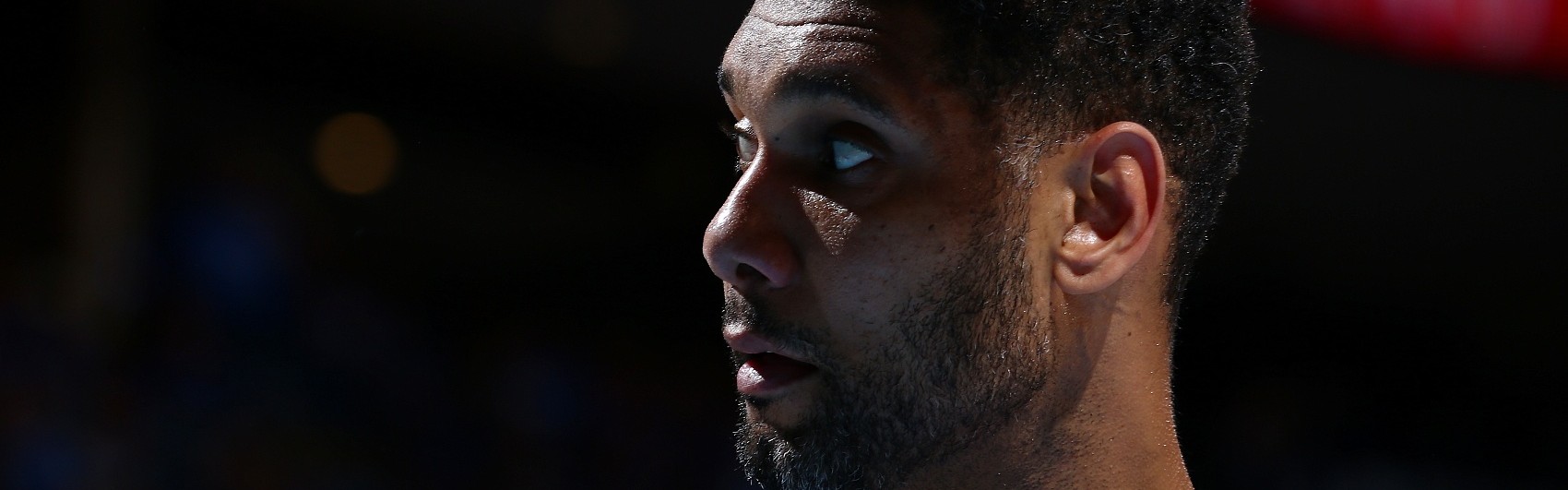 美媒盘点入选最佳防阵次数最多的无DPOY球员：邓肯15次 科比12次